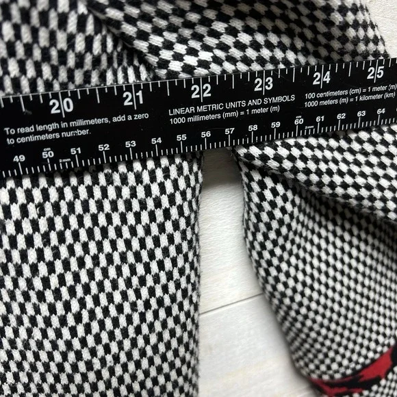 Chicos Sweater Cardigan Jacket Womens 2 US 12 Large Black Red Artsy Geometric - Picture 7 of 9